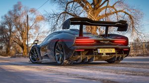  Комплект Xbox One S (1Tb) и игра Forza Horizon 4